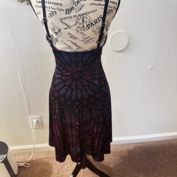 Blackmilk Basilica of St Paul Strappy Mini NWT - Picture 3 of 6